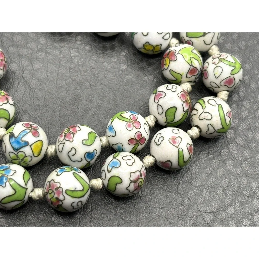 VIntage Cloisonné Enamel Floral Old Chinese Beads Enamel Clasp Necklace 24